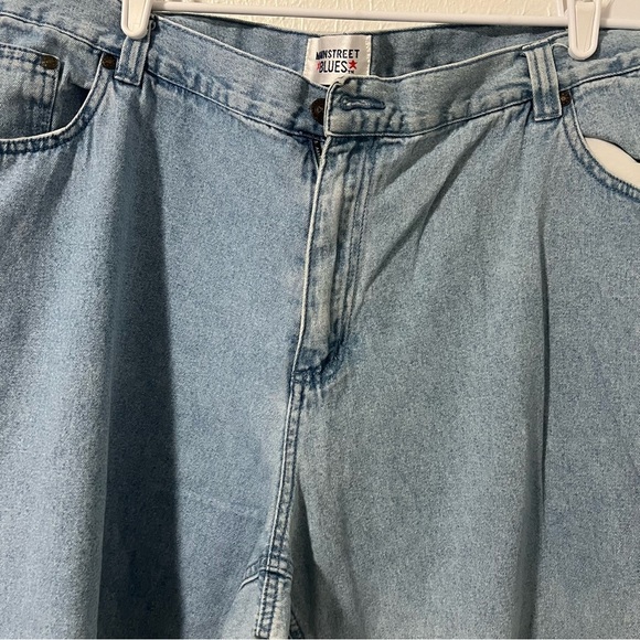 Mainstreet Blues Women’s Plus Size 24W Light Wash Denim Capri Pants 100% Cotton - Picture 2 of 7